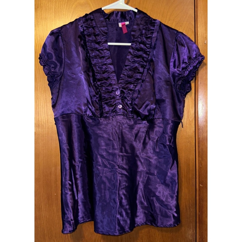 Vintage Made in USA Purple Satin Ruffled V Neck Short Sleeve Blouse Medium